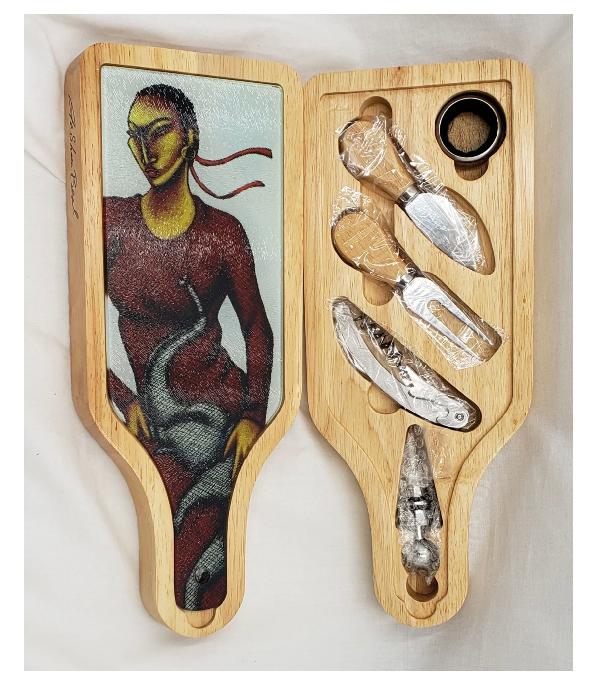 Elegance In Red - Wine & Cheese Set